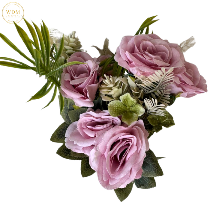 5 Rose Bunch with 4 Heavy Filler Stems