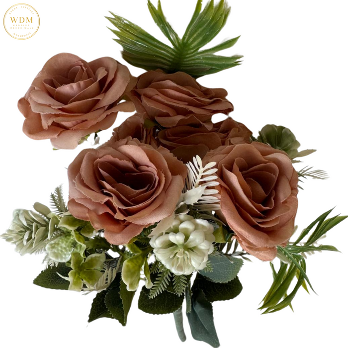 5 Rose Bunch with 4 Heavy Filler Stems