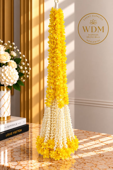 Garland with White Tassels - (Set of 5)