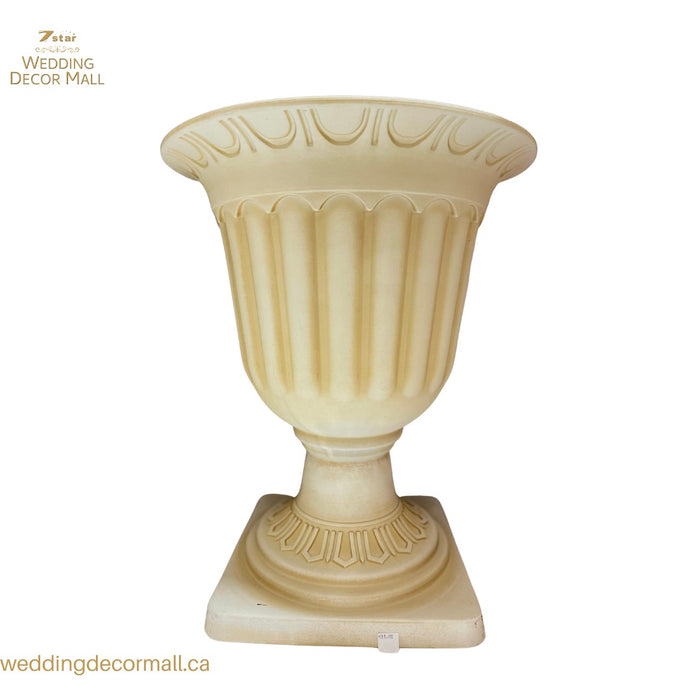 Small Plastic Urn/Planter